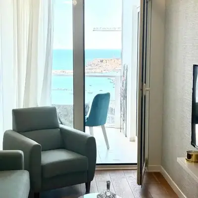 Luxury penthouse in Tre Canne complex