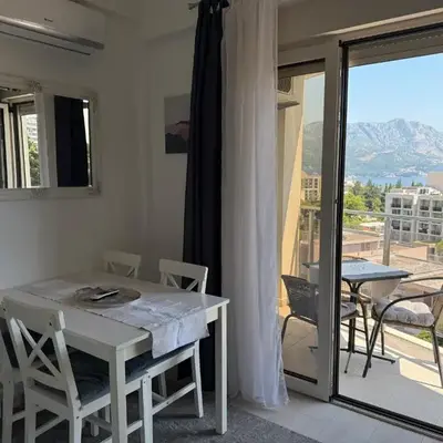 Bečići Sea View Apartment