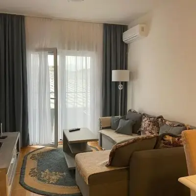 Aurora 3 Apartment