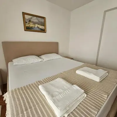 Lena's Place Near City Center