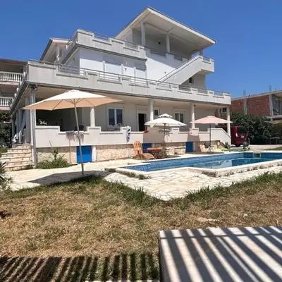 Villa Alidah Avkoppling med utsikt