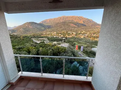 Gallery image of Kalamper Vista seaview and pool in Bar