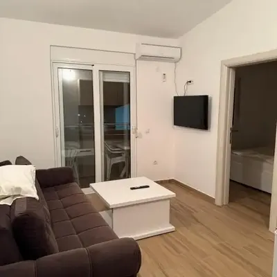 Bregvija Apartments