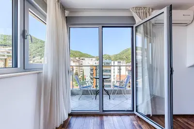 Gallery image of Central WoW Living in Budva