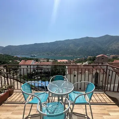 Bay View Apartment