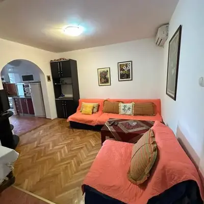Peaceful family apartment in Budva