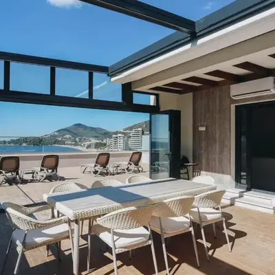 Penthouse with Sea view Rafailovici