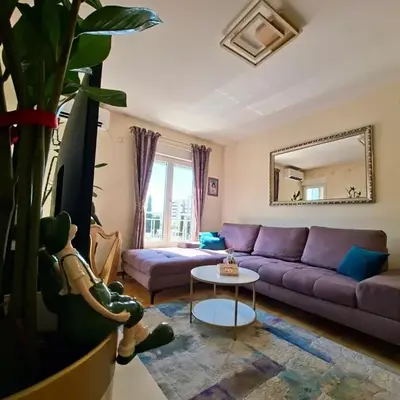 The Lilac Lounge