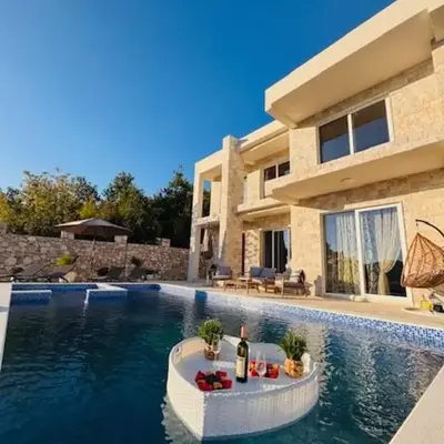 Villa Lotos