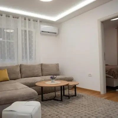 Phenix Apartments Parking FREE