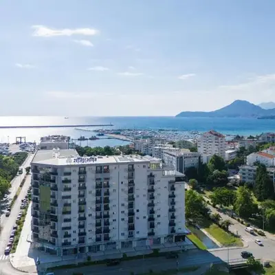 Sunny View