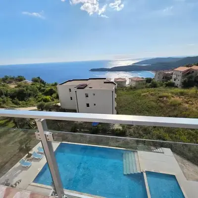 Exclusive penthouse with stunning panoramic views