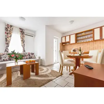 Blue Mare Apartment