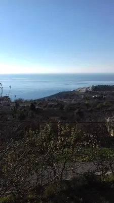 a view of the ocean from the top of a hill at Top see in Bar
