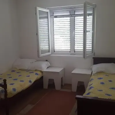 Room 4 U