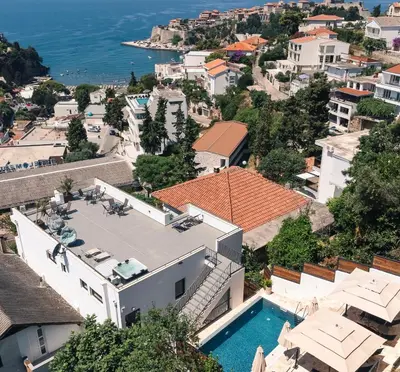 an aerial view of a villa with a swimming pool at Casa Bianca & Spa in Ulcinj