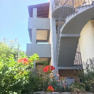 Apartments Djulija