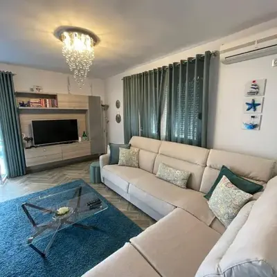 Lux Apartment MMS1