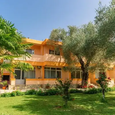 Apartments Aura