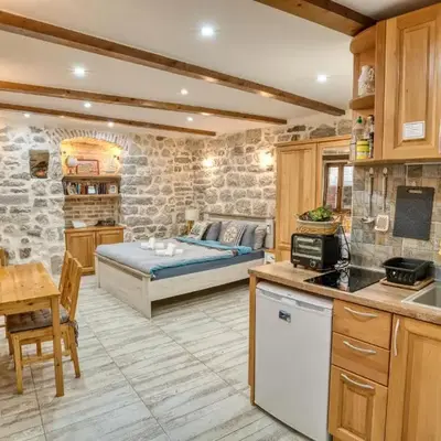 Kotor Bagus - Cozy Boutique Old Town Studio with Seaview Terrace