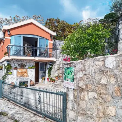 Apartmani Kamena Ruža