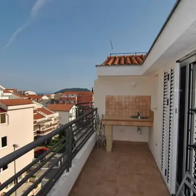 Rossa Apartments