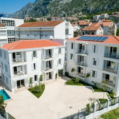 MAISON W
