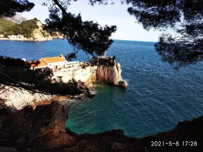 a small island in the middle of the water at Studio Alexandra in Petrovac na Moru