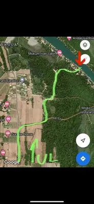 a map of a road with green and red arrows at Mery Ada House in Ulcinj