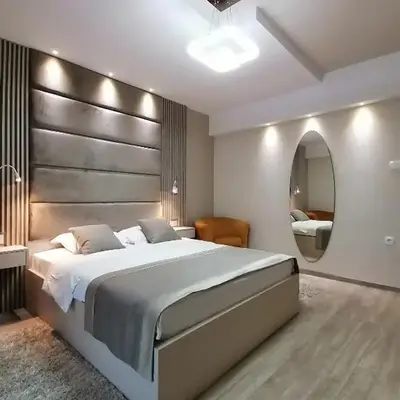 Hotel Holiday