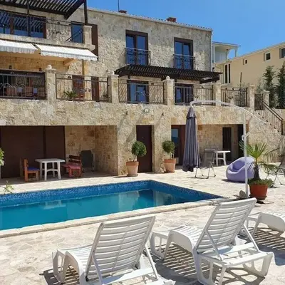 Peaceful Sea Residence