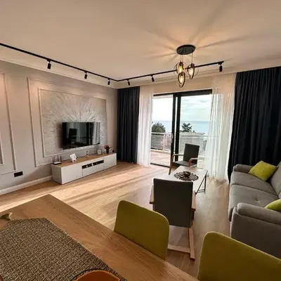 White Star Apartments