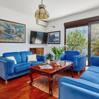 Apartment Aura with Sea View
