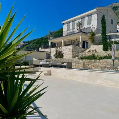 Villa Portico