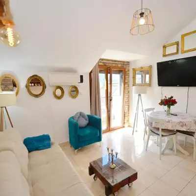 Stylish apartment 22