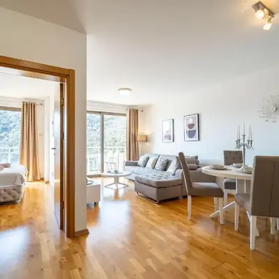 Luxury apartment near beach