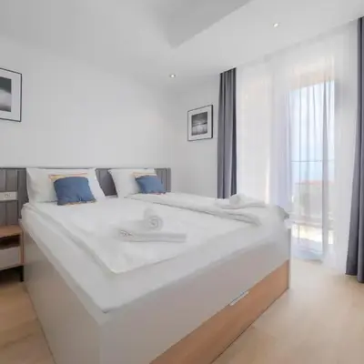 Horizon-One bedroom apartment with pool Jane