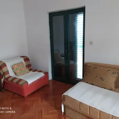 Apartman Podkošljun