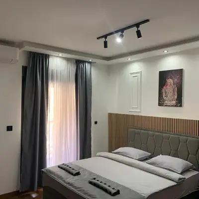 AD luxury