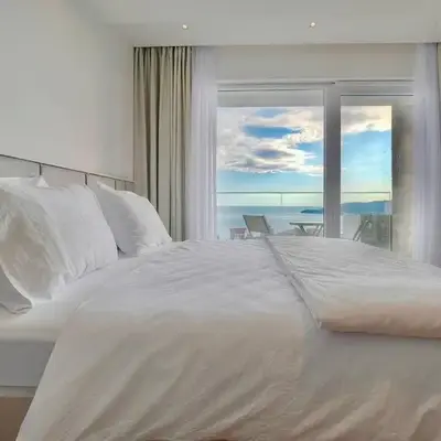 Lovely Partial Sea View one bedroom Flat in Horizon Residences A24