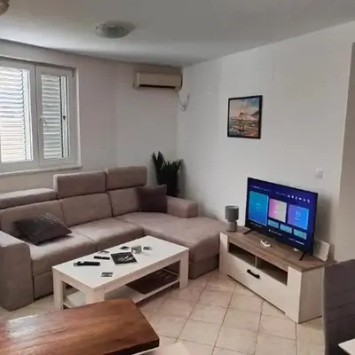 Tomopet Apartment