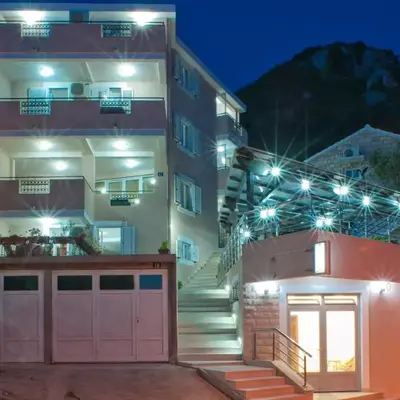 Apartments Marina