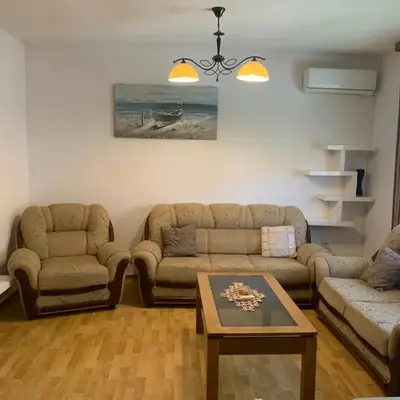 Duraku Apartment