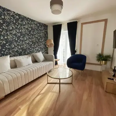 Lungomare Apartments