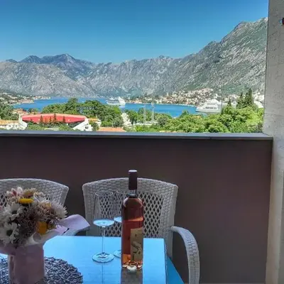 Sea view apartment in Kotor ! Apartment Popica