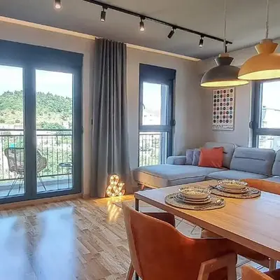 Stylish One Bedroom Apartment