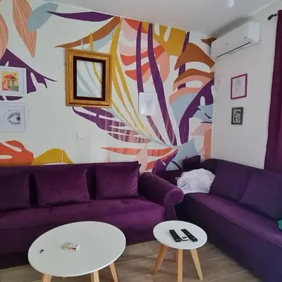 Cypress Alley Amazing Apartment