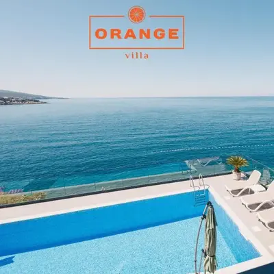 Orange Villa - 7 Bedrooms - 5 Star Location - Views - Pool