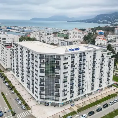 Luxury AMAAA Apartment