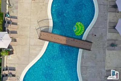 an overhead view of a swimming pool at Swiss Apartments 2 in Ulcinj